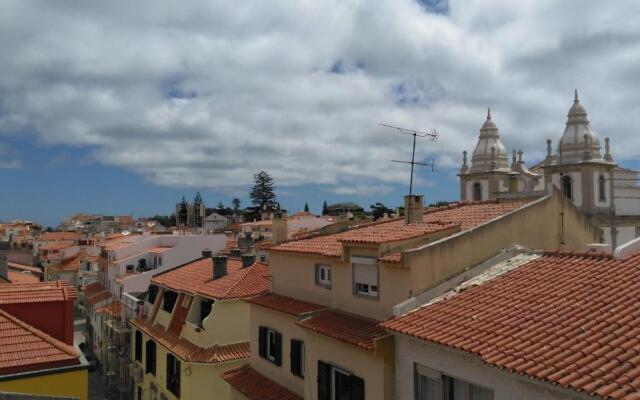 Historic Centre Apartment Cascais