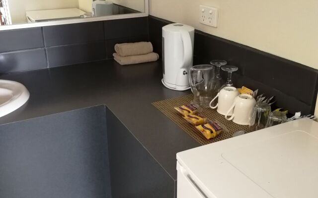 Banjo Paterson Motor Inn