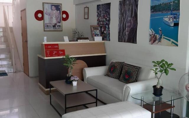 Slt Apartment Bangkok