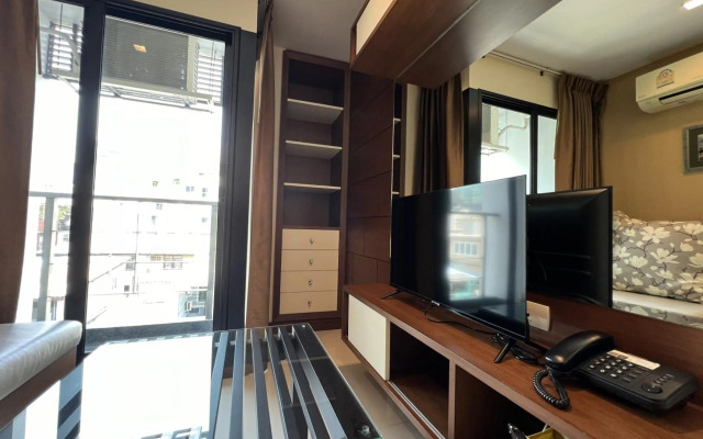 Silom Forest Exclusive Residence
