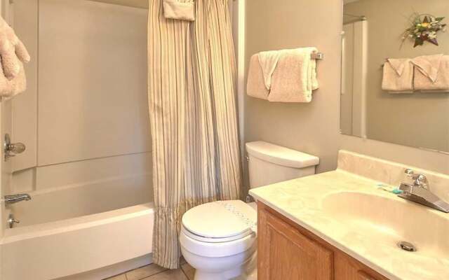 High Chalet 2 Bedroom Home