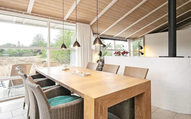 6 Person Holiday Home in Albaek
