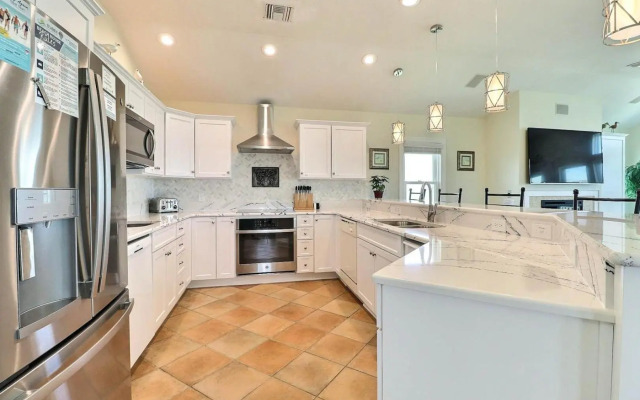 7076 JMJ Seascape Oceanfront