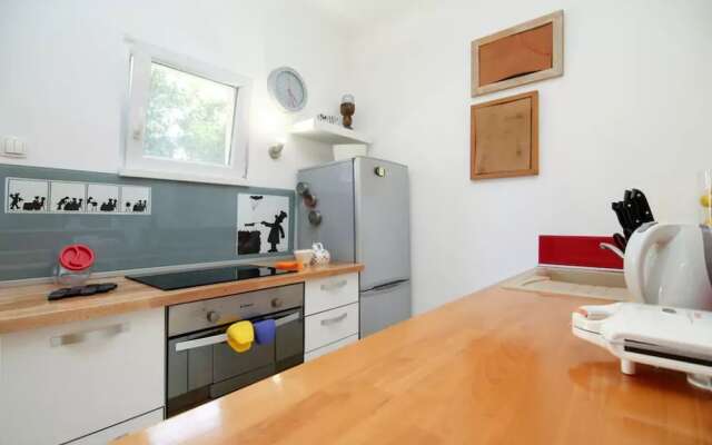 Apartment Top