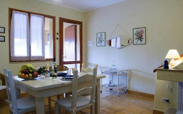 Strelitzia Holiday House