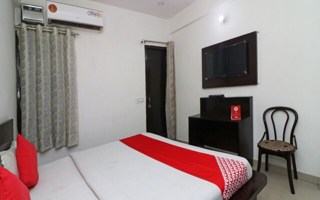 Oyo 23504 Hotel R View