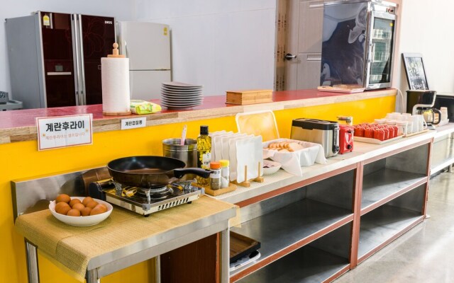 Swimeong Nolmeong Guesthouse&Pension