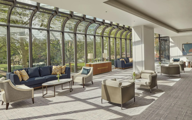 Jumeirah Carlton Tower London