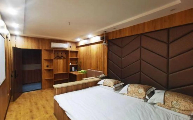 Bailotto Theme Hotel