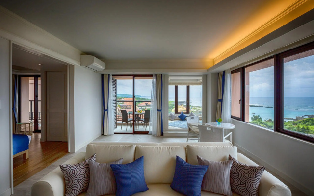 Hotel Shigira Mirage