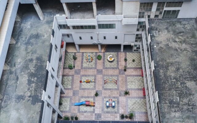 Strategic 1BR Menteng Square Apartment at Central Area By Travelio