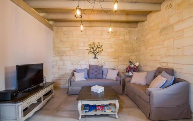 Villa Sirocos, Private eco pool, near the beach