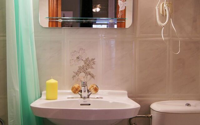Hostal Breogan y Kryse