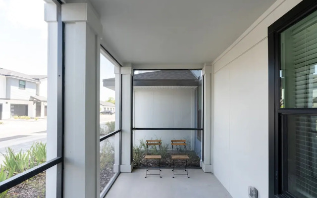 The Pointe Condos by Barsala