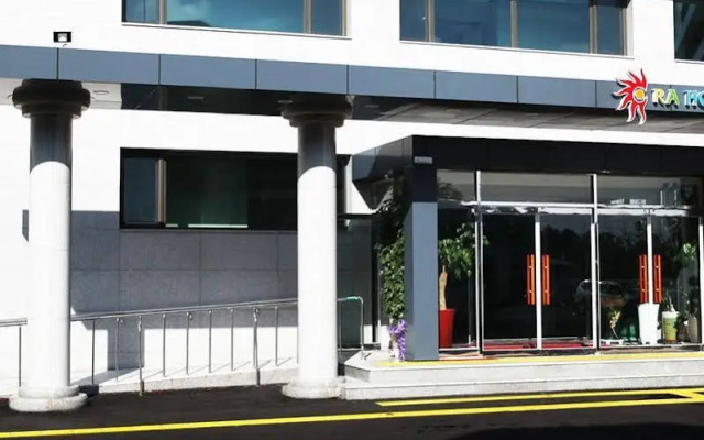 Ra Hotel