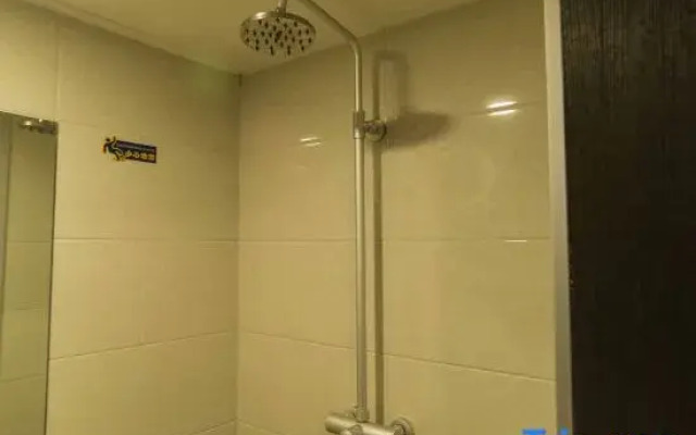 Xinjinjue Hotel