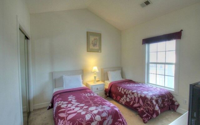 Magnolia North 302 4827 2 Br condo by RedAwning