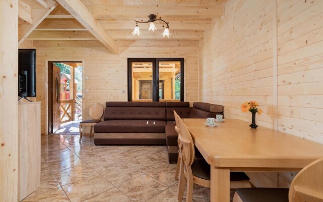 Nice Home in Pobierowo With 2 Bedrooms and Wifi