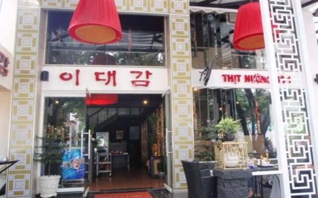 Green Hotel District 7