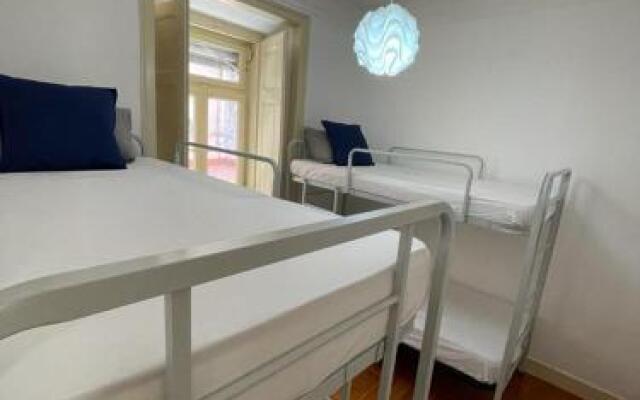 7 Seas 3 Hostel