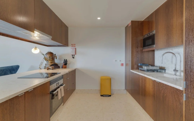 Carlos Apartment