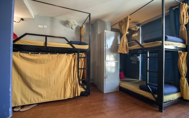RedDoorz Hostel @ Signature Inn – Guest Rooms – Hanoi