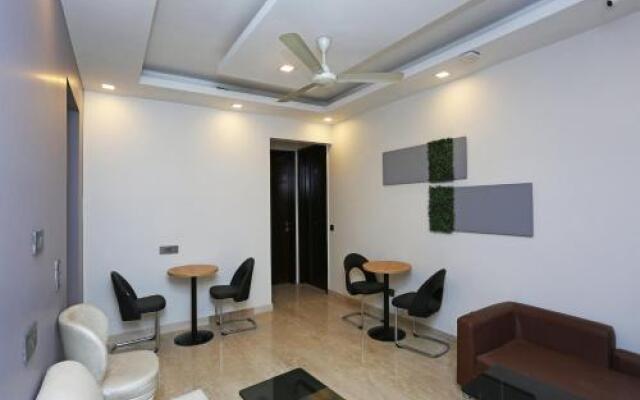OYO 15228 Flagship New property @south city -2