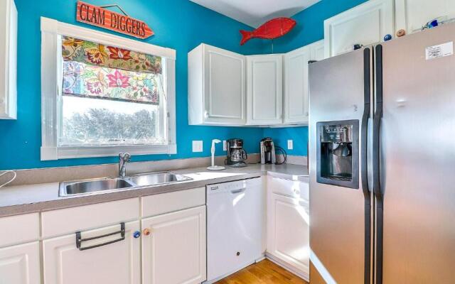 WS-F4 - Postcard Perfect