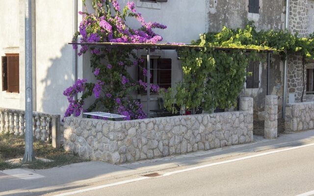 Homely Holiday Home in Seline Near Sea