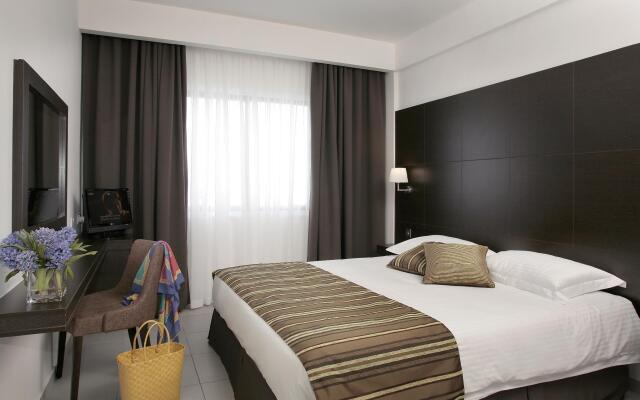 Anemi Hotel & Suites