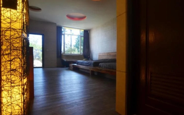 Moon Light Bed and Breakfast