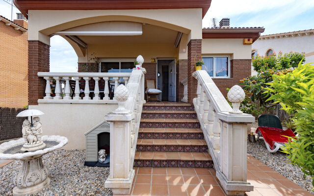 Holiday Home Oasis