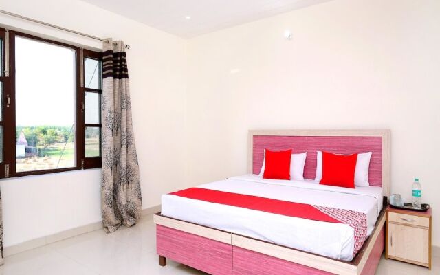 OYO 36262 Armaan Resort
