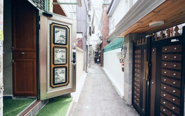 MYEONGDONG 100SQ3BDR FULL Villa