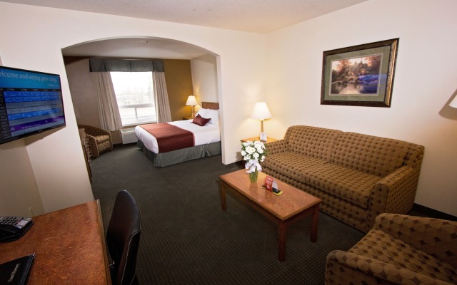 Service Plus Inns & Suites Drayton Valley