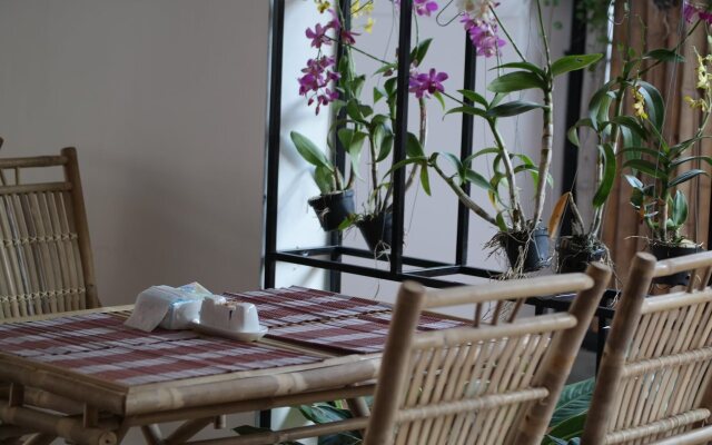 Mowin Boutique Hotel & Residence