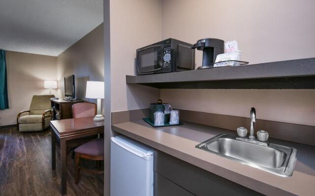 Guest Inn & Suites - Midtown Medical Center