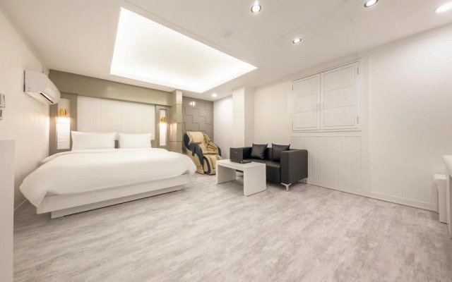 Chungju Baraan Hotel