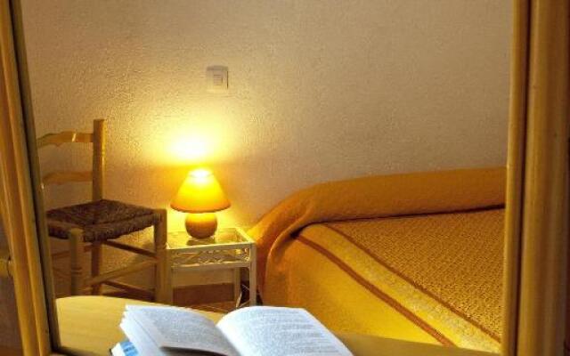 Moulin De Cornevis Bed and Breakfast