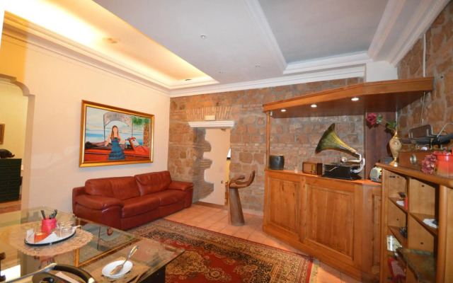 Hotel Alexis