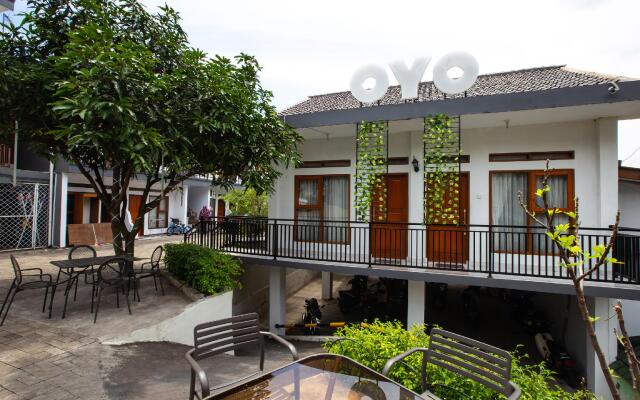 OYO 569 Cigadung Guest House Syariah