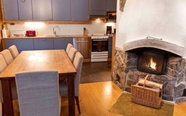Holiday Home Kivalonmaa a