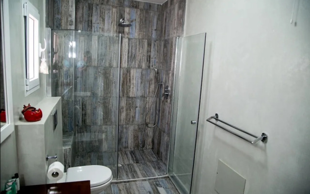 The Seasons Beach Apartment 2