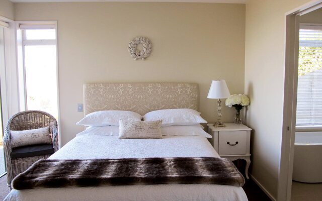 Sumner View Boutique Bed & Breakfast