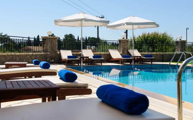 Il Tesori Dassia Villas
