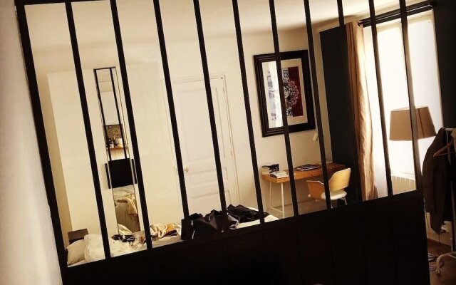 Fonty Cosy Yard side ground floor