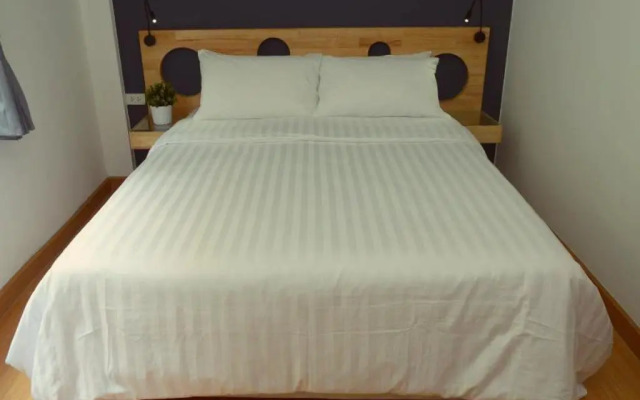 Mybed Ratchada Hotel  (SHA Extra Plus)