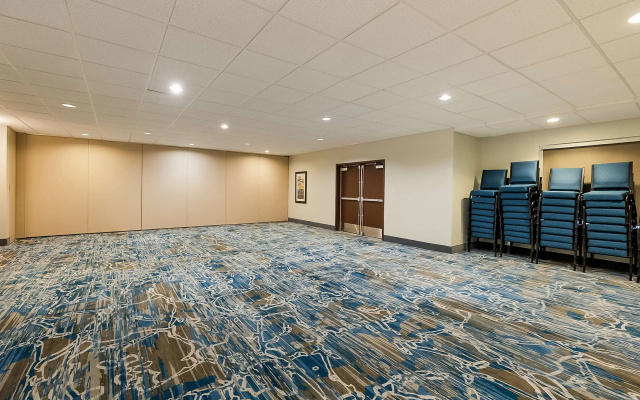 Best Western Douglas Inn & Suites
