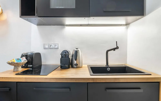 Amazing Historical Parisien Loft Next TO Louvre Area ! 6