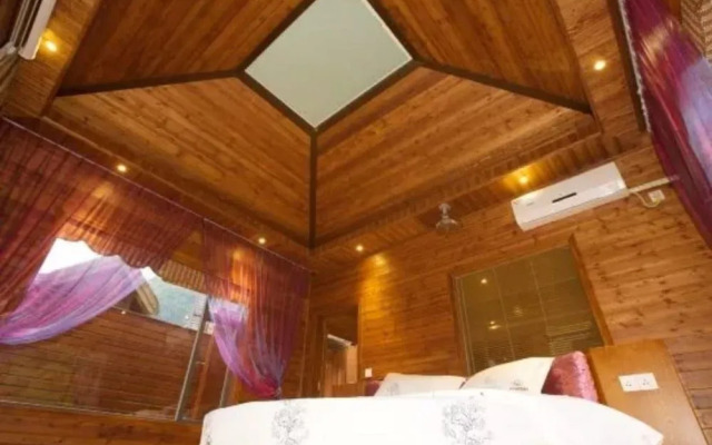 Bluesky Hotel & Resort